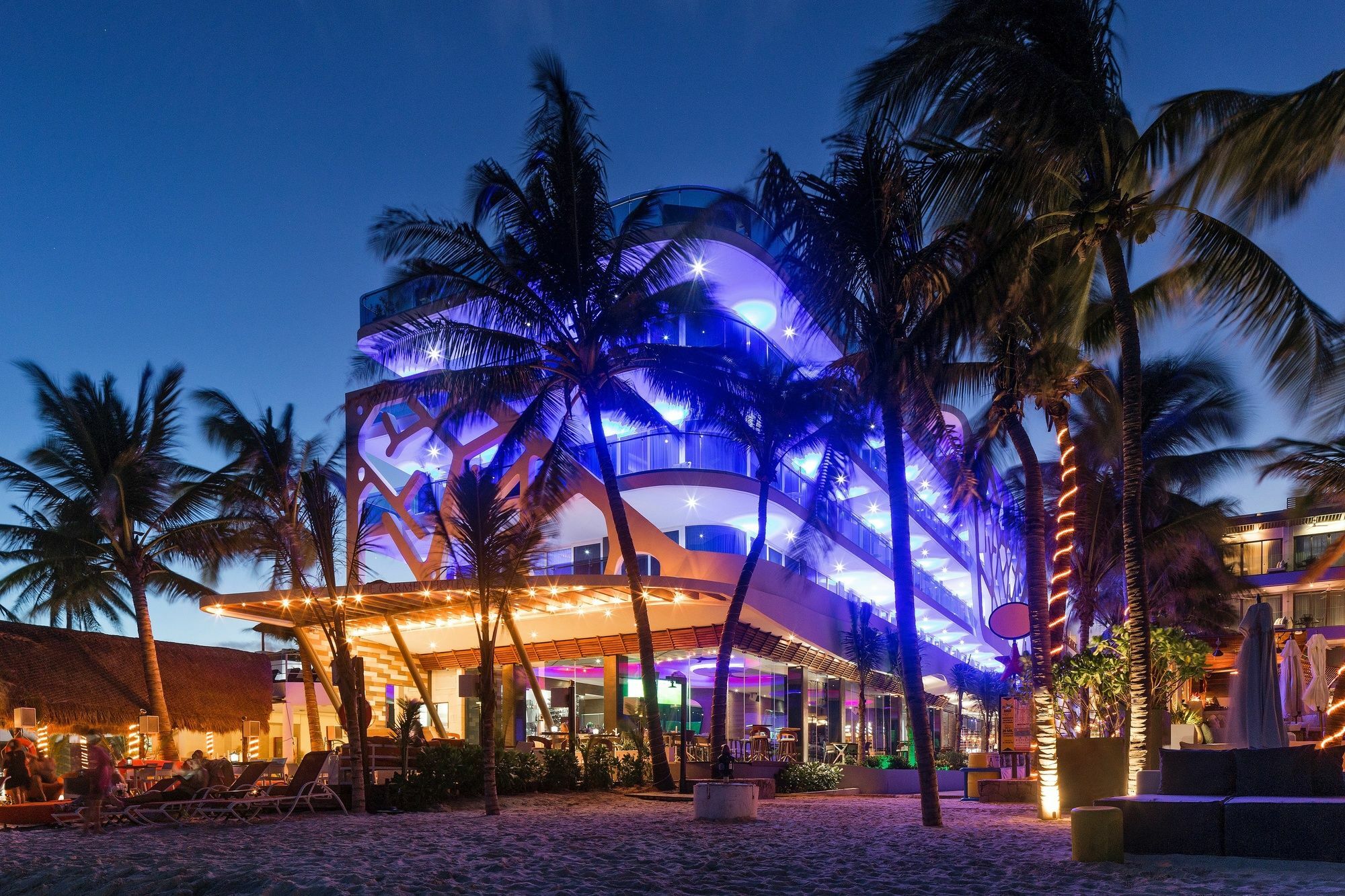 We Uniq Hotel El Carmen Adults Only Playa del Carmen Exterior photo